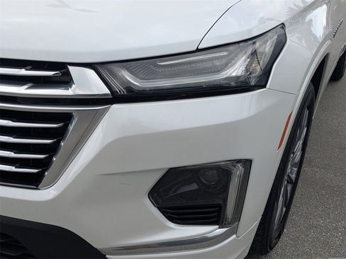 Certified 2023 Chevrolet Traverse Premier w/ LPO, Floor Liner Package image 9