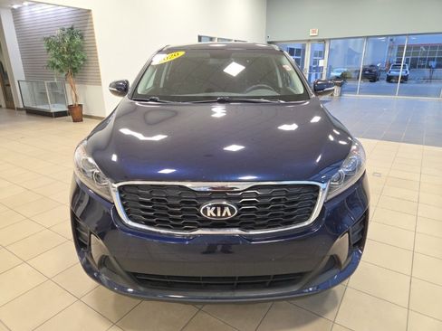 Used 2020 Kia Sorento LX image 4