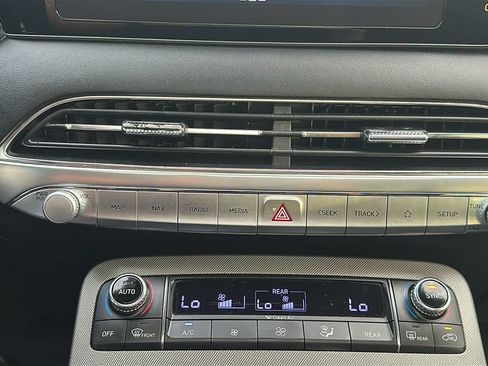 Used 2021 Hyundai Palisade Limited AWD/4WD image 26