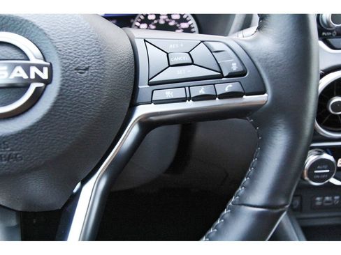 Used 2025 Nissan Sentra SV w/ All-Weather Package FWD image 16