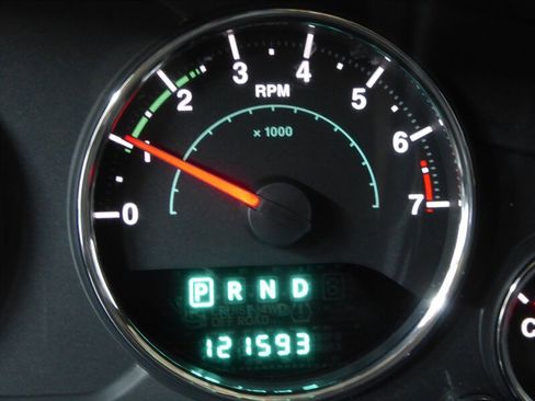 Used 2014 Jeep Wrangler Unlimited Sahara AWD/4WD image 13