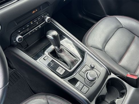 Certified 2023 MAZDA CX-5 Carbon Edition image 22