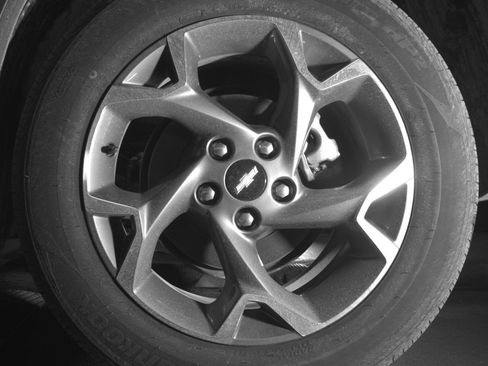 Used 2025 Chevrolet Trax LT w/ LT Convenience Package image 14