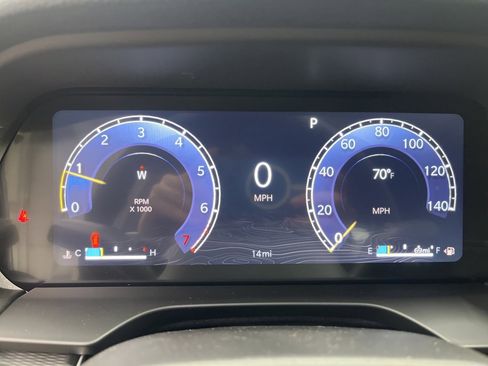 New 2025 Jeep Grand Cherokee Altitude image 12