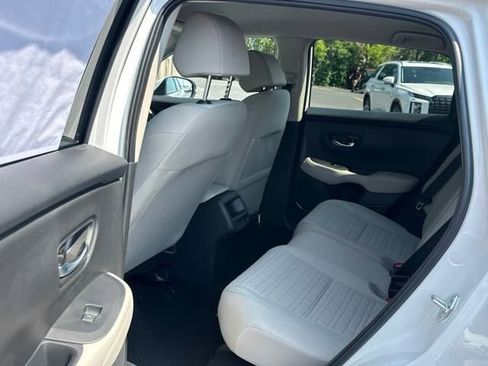 New 2026 Honda HR-V LX image 13