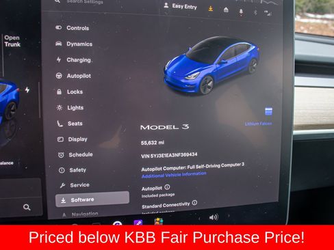 Used 2022 Tesla Model 3 Standard Range image 19