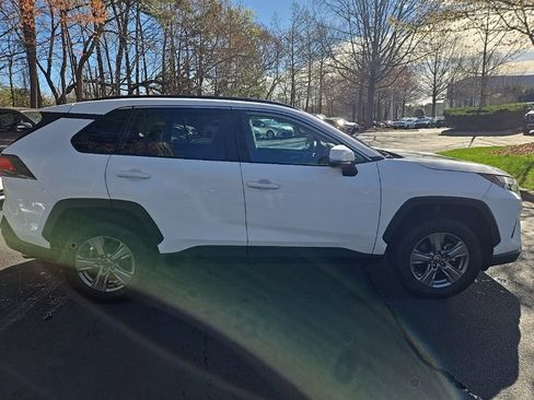 Used 2024 Toyota RAV4 XLE image 10