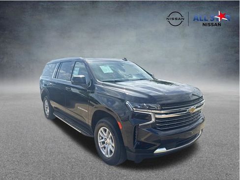 Used 2023 Chevrolet Suburban LT w/ Luxury Package RWD image 1