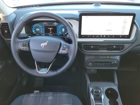 New 2025 Ford Bronco Sport Heritage w/ Convenience Package image 8