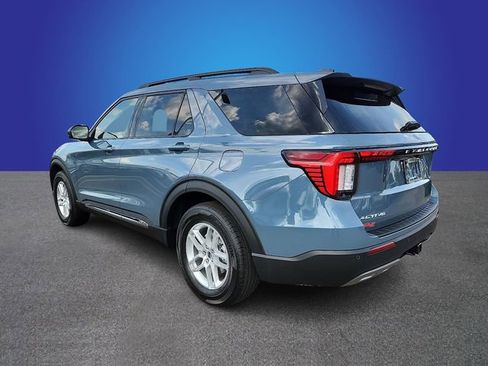 New 2025 Ford Explorer Active w/ Active Comfort Package image 2