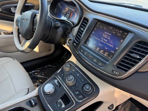 Used 2015 Chrysler 200 C w/ Navigation & Sound Group I image 39