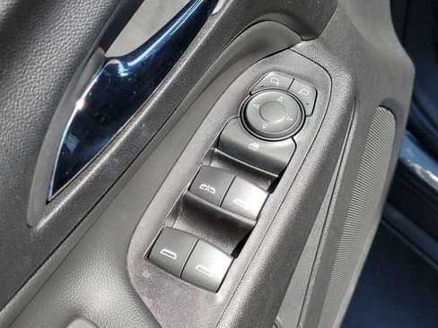 Used 2020 Chevrolet Equinox LT FWD image 21