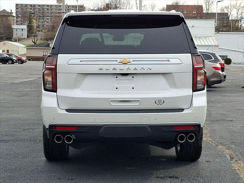 Used 2023 Chevrolet Suburban High Country w/ Premium Package 2 image 23