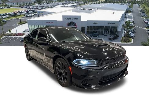 Used 2023 Dodge Charger R/T w/ Blacktop Package image 2