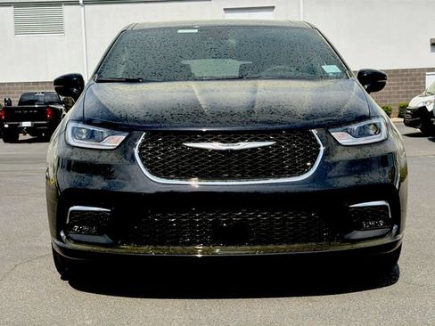 New 2026 Chrysler Pacifica Select FWD image 15