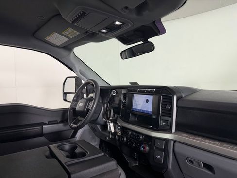 Used 2024 Ford F350 XLT w/ FX4 Off-Road Package image 30