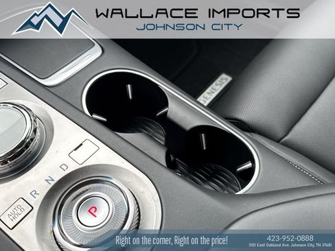 Used 2023 Genesis GV70 2.5T w/ Select Package AWD/4WD image 19