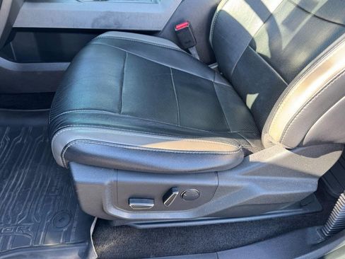 Used 2017 Ford F150 Raptor w/ Equipment Group 802A Luxury image 15