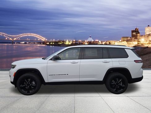 New 2025 Jeep Grand Cherokee L Limited w/ Luxury Tech Group II image 2