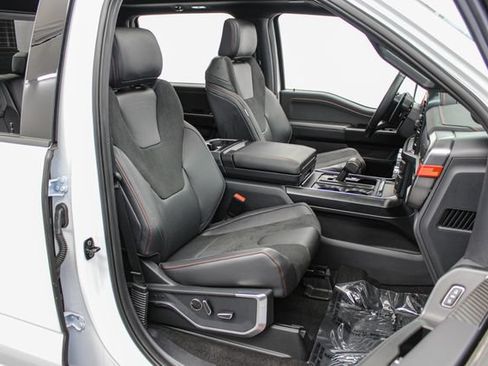 Used 2025 Ford F150 Raptor AWD/4WD image 25