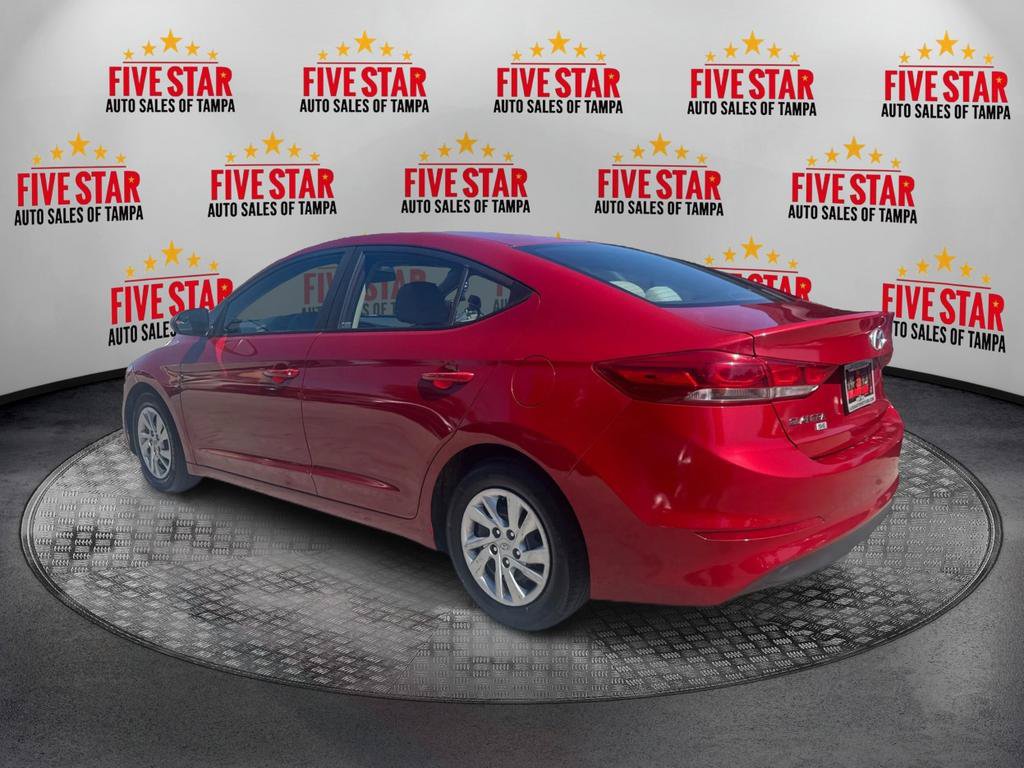 Used 2018 Hyundai Elantra SE FWD image 5
