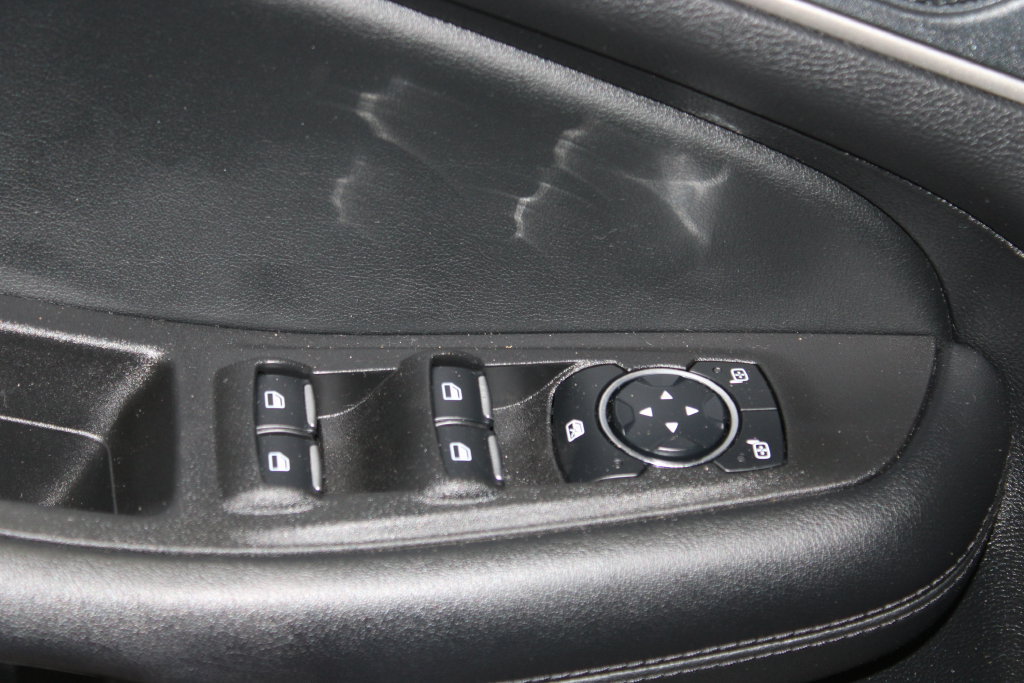 Used 2023 Ford Edge SEL AWD/4WD image 7