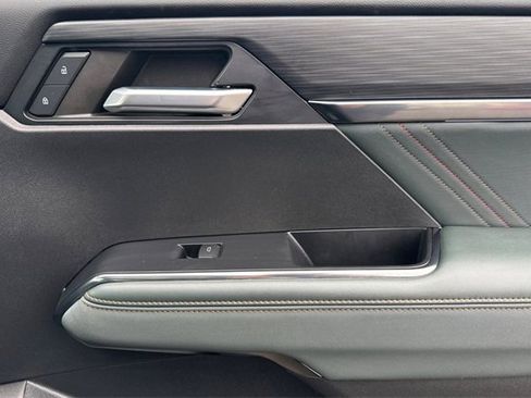 Used 2024 GMC Acadia AT4 w/ Super Cruise Package image 22