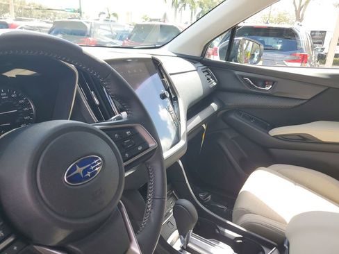 Used 2025 Subaru Ascent Premium image 22
