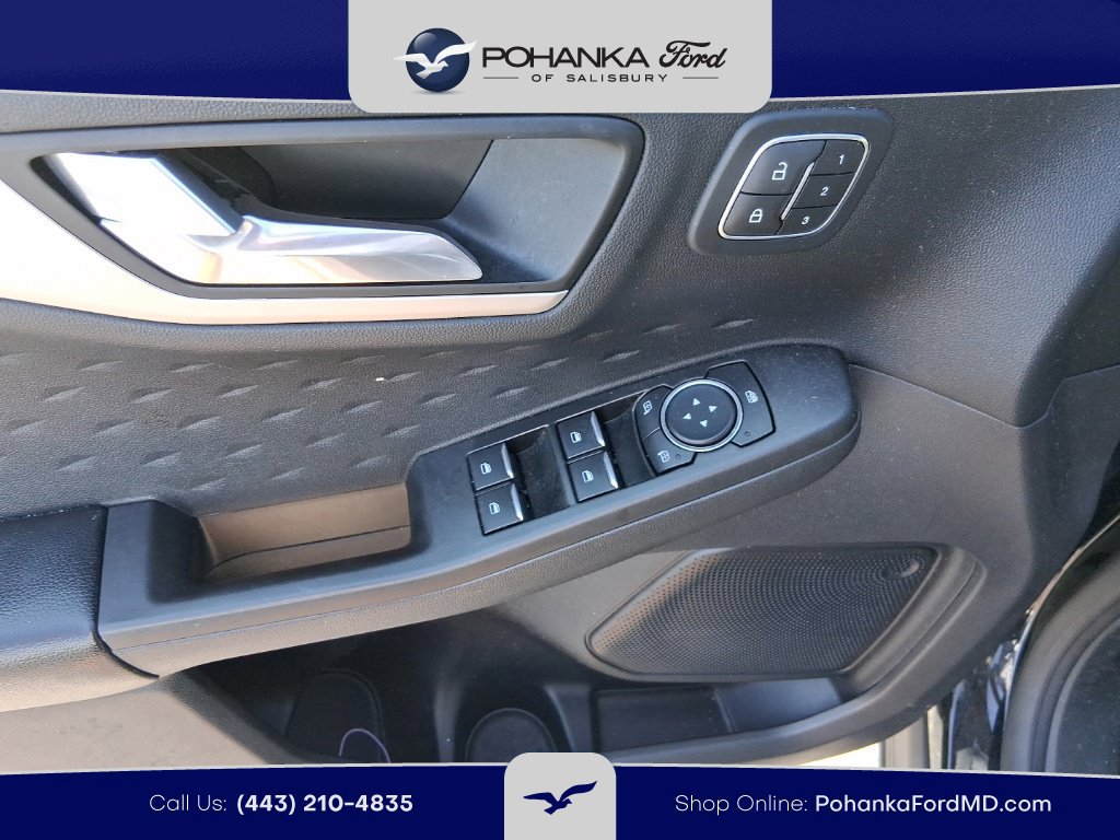 Used 2020 Ford Escape SEL FWD image 10