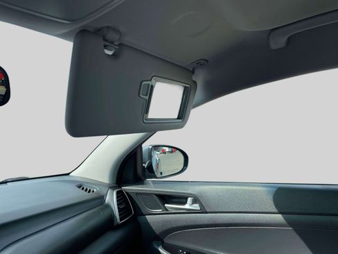 Used 2019 Hyundai Tucson SE image 30