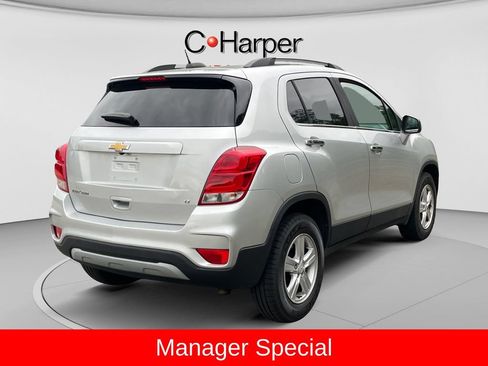 Used 2019 Chevrolet Trax LT w/ LT Convenience Package AWD/4WD image 3