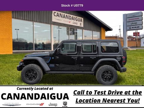 Used 2023 Jeep Wrangler Unlimited Rubicon 4xe AWD/4WD image 4