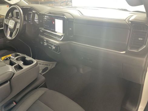 Used 2023 GMC Sierra 1500 Elevation image 29