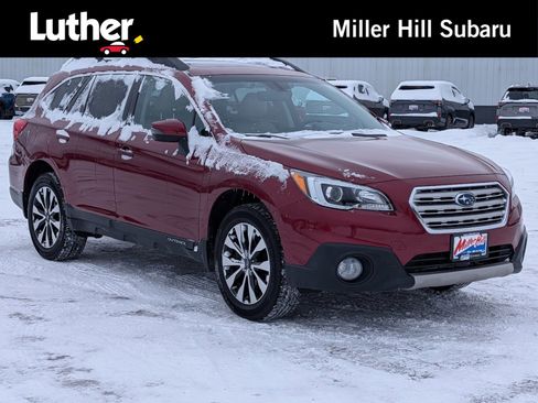 Used 2017 Subaru Outback 2.5i Limited image 1