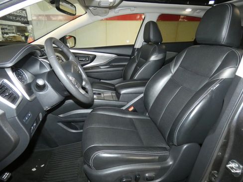 Used 2017 Nissan Murano SL image 10