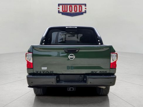Used 2024 Nissan Titan SV w/ SV Bronze Edition Package AWD/4WD image 3