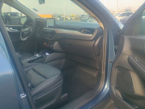 Used 2020 Ford Escape SEL image 18