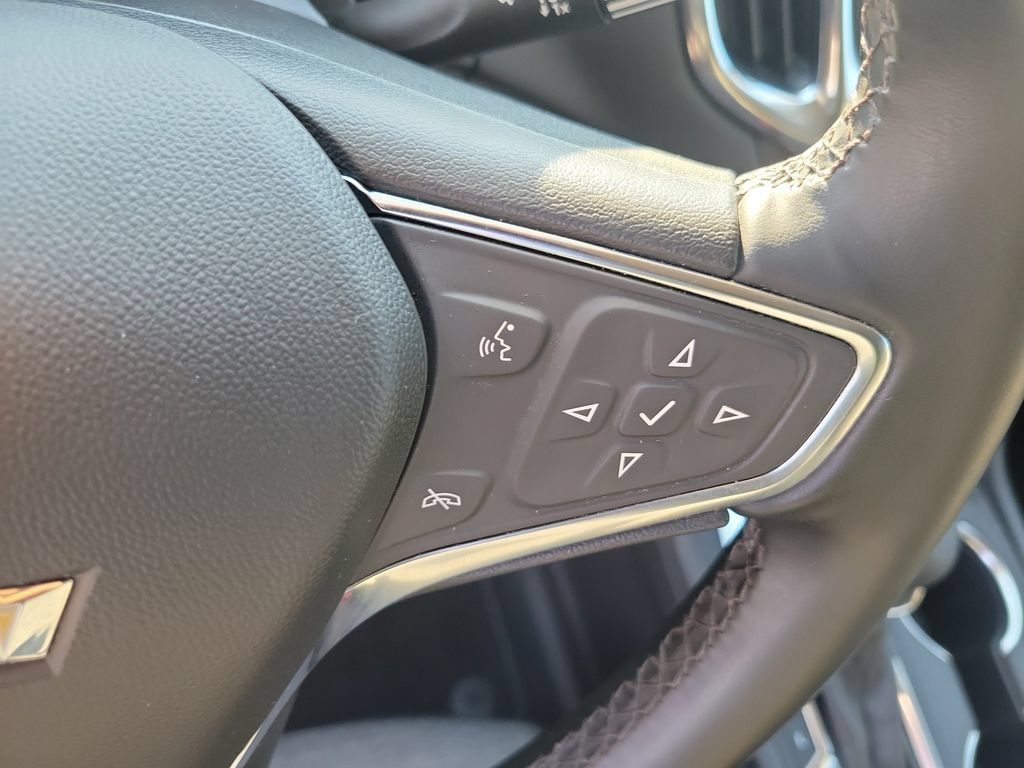 Used 2024 Chevrolet Equinox LT FWD image 28