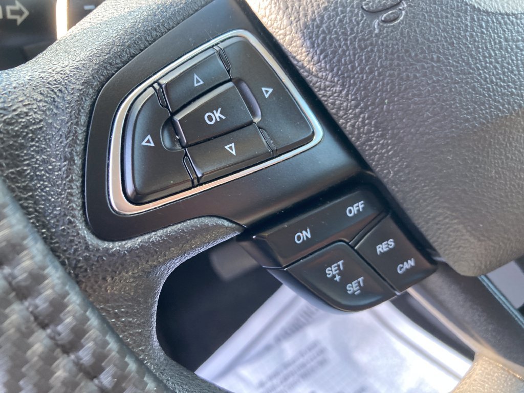 Used 2017 Ford Escape SE w/ SE Cold Weather Package AWD/4WD image 39