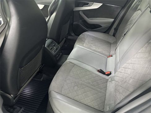 Used 2019 Audi S4 Premium Plus w/ Premium Plus Package image 16