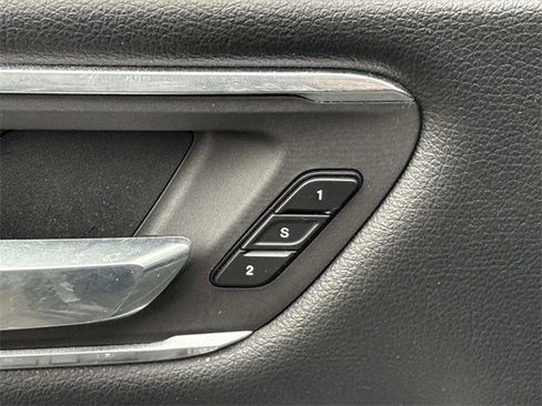 Used 2019 RAM 1500 Laramie image 25