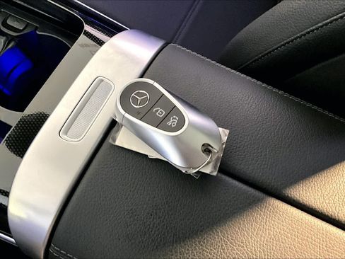 Used 2026 Mercedes-Benz C 300 4MATIC Sedan image 15