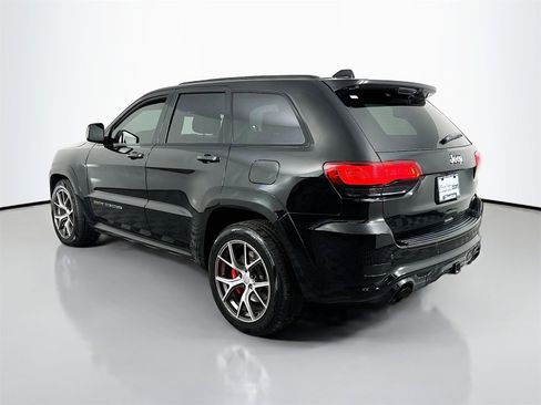 Used 2017 Jeep Grand Cherokee SRT image 5