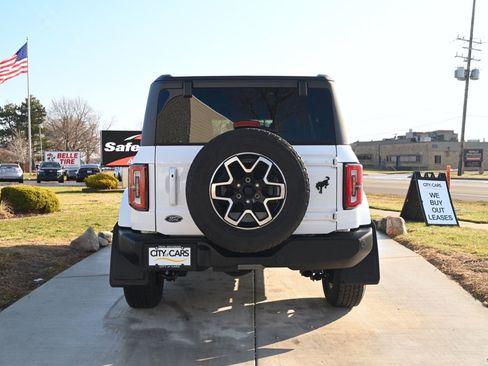 Used 2024 Ford Bronco Outer Banks image 6