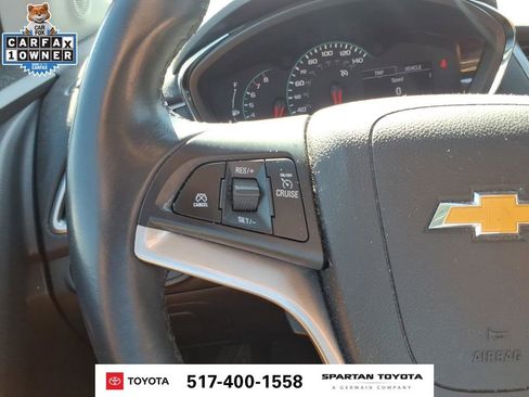 Used 2018 Chevrolet Trax LT w/ LT Convenience Package FWD image 15