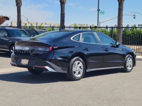 New 2026 Hyundai Sonata SE FWD image 4