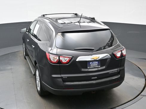 Used 2015 Chevrolet Traverse LT w/ Style and Technology Package image 37