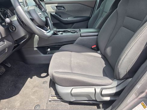 Used 2023 Nissan Rogue S AWD/4WD image 10