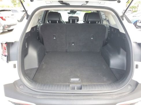 Certified 2023 Kia Sportage EX FWD image 6