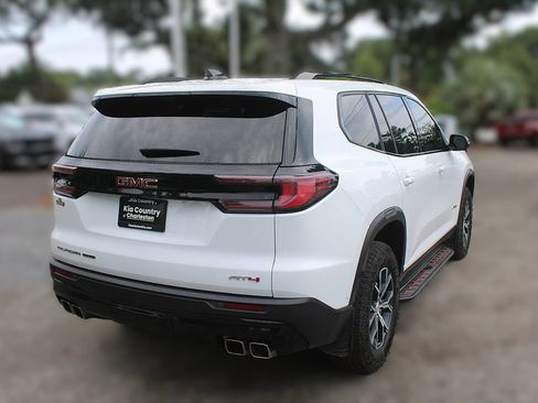 Used 2024 GMC Acadia AT4 w/ Super Cruise Package AWD/4WD image 8